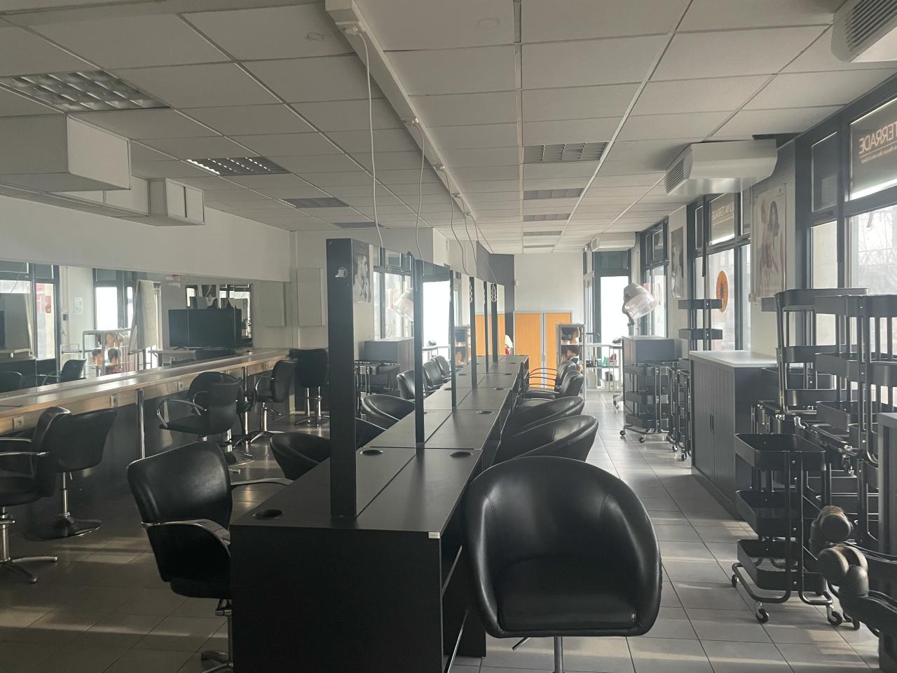 Bureau Bordeaux 697m² Location bureau Bordeaux Gironde OLBUR2530458 7